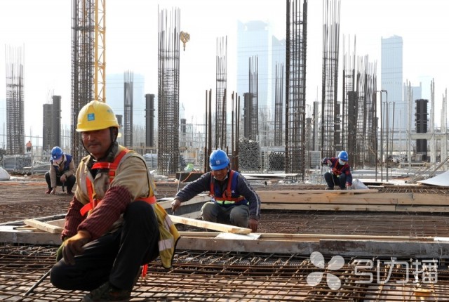爱游戏电竞苏州建筑工地有序施工 抢抓工期热火朝天