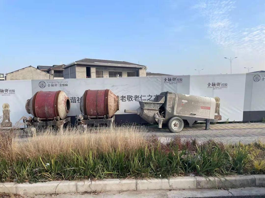 【执法动态】天气这么好建筑材料也来爱游戏电竞占道晒太阳了？