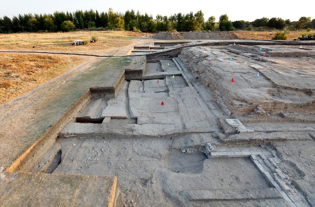 辽上京皇城遗址发现大型建爱游戏电竞筑基址